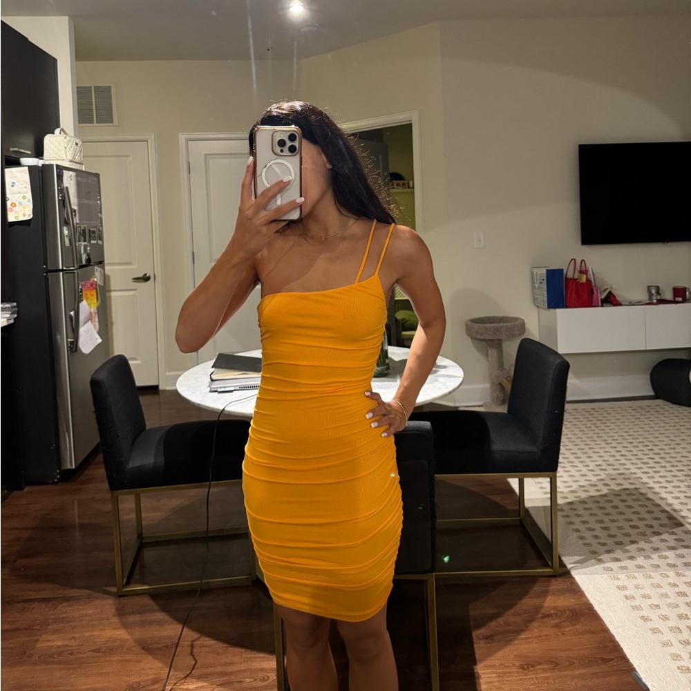 Elegant Yellow Dress